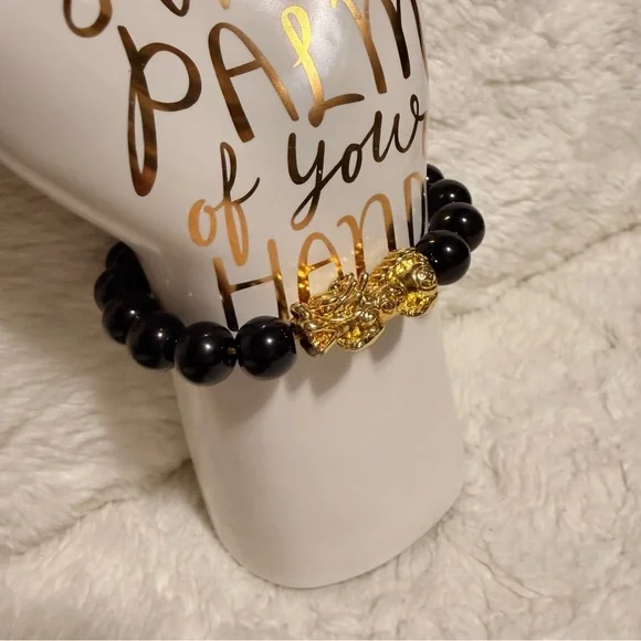 Black Agate Bracelet with Gold Piyao or Pixiu - Picture 3 of 5